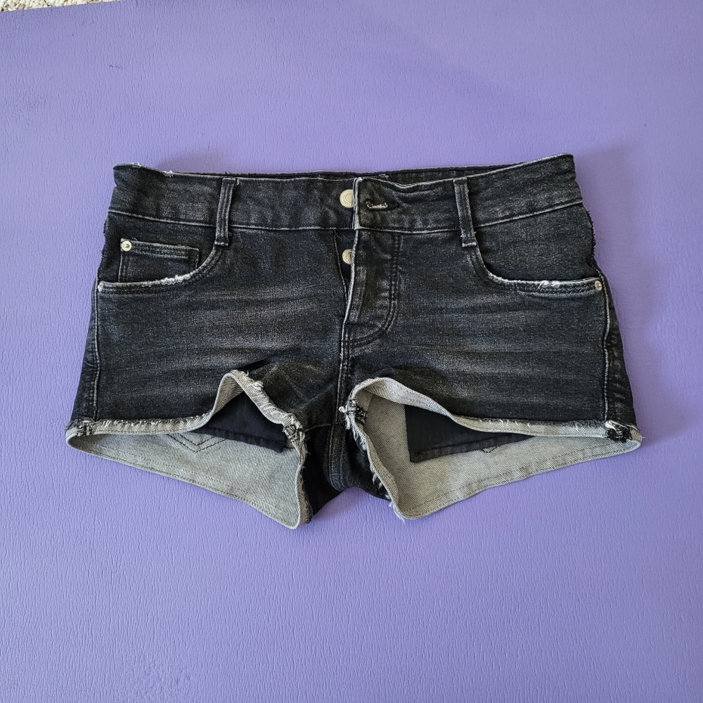 Zara Women Low Waist Jean Short Black 02